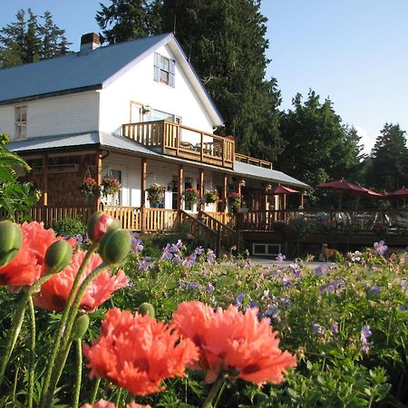 Heriot Bay Inn Exterior foto